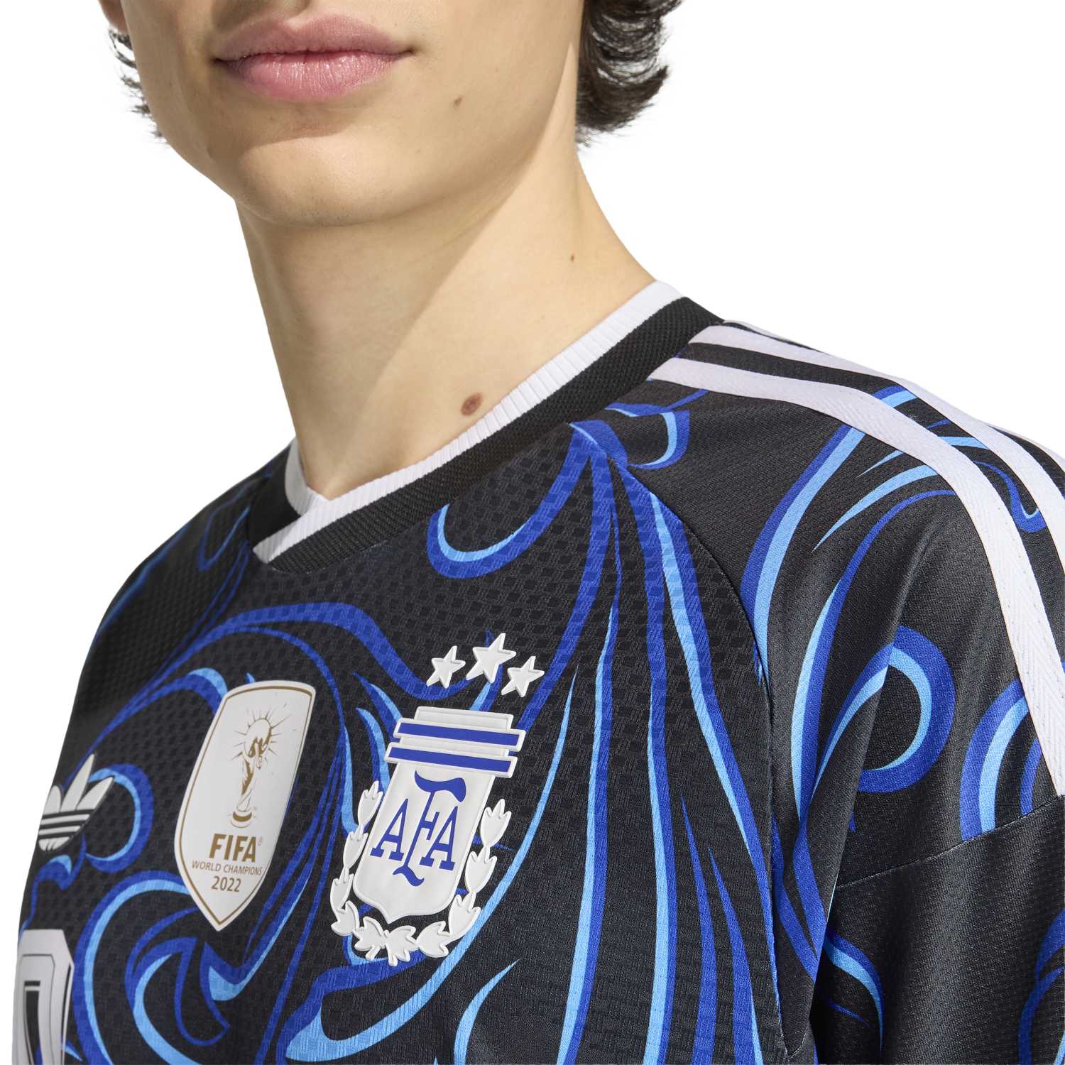 Argentina 26 Messi Away Authentic Jersey - Unisex